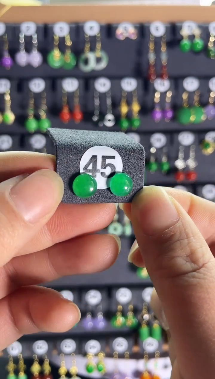 【闪购商品】翡翠耳饰银S925镶嵌45...