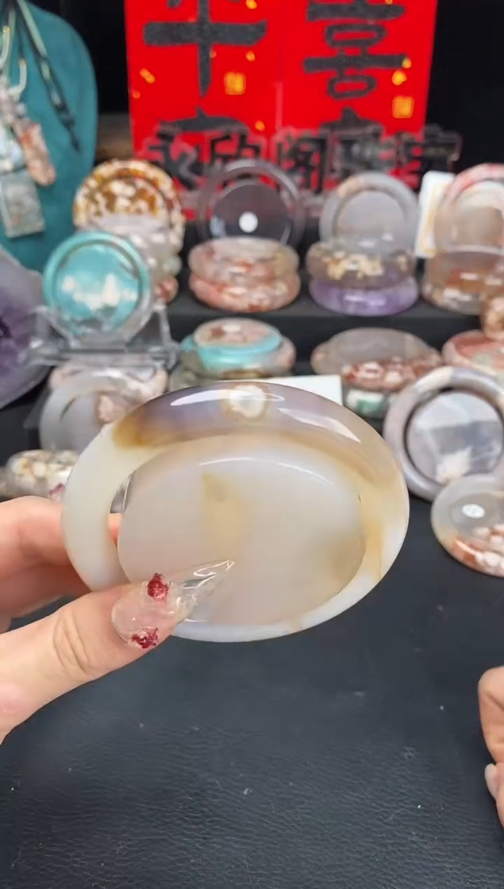 【闪购商品】石英质玉手镯（圆镯）未镶嵌60