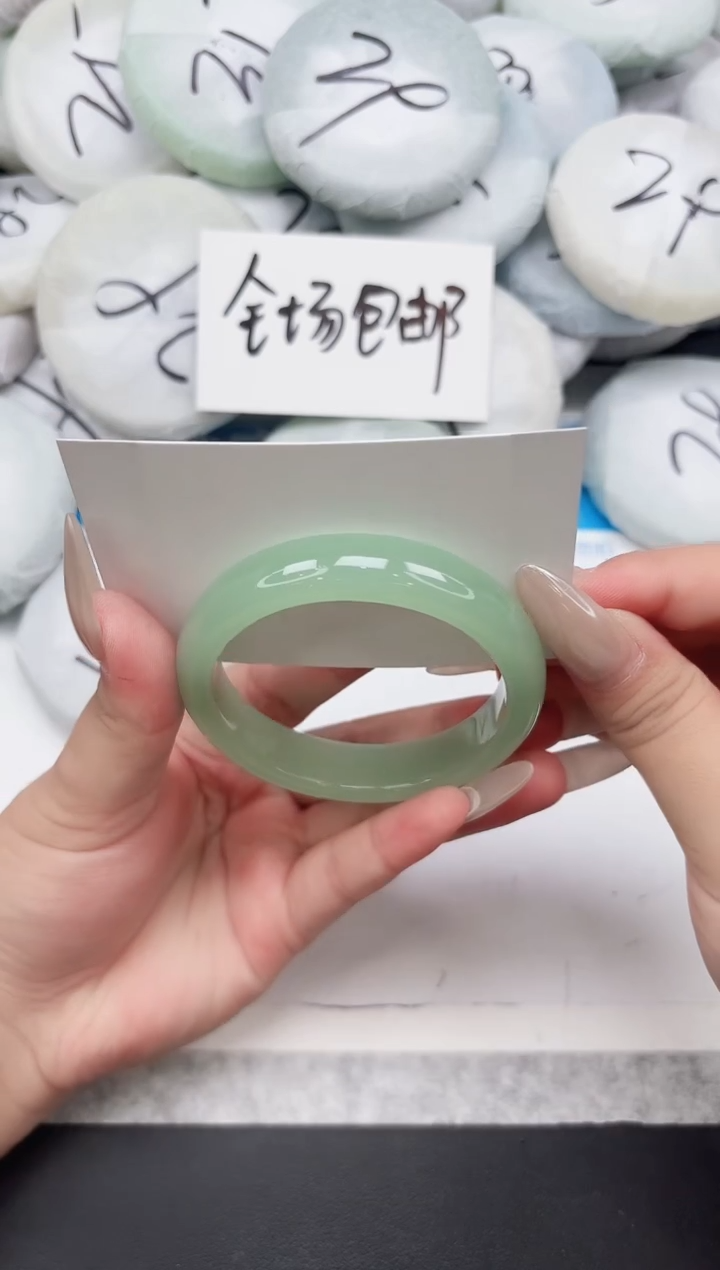 东凌女款手镯278-57.4