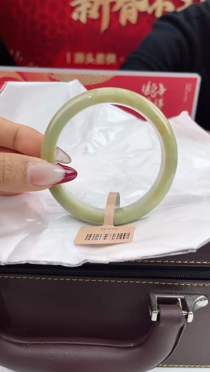 【闪购商品】翡翠手镯未镶嵌4翡翠手镯61