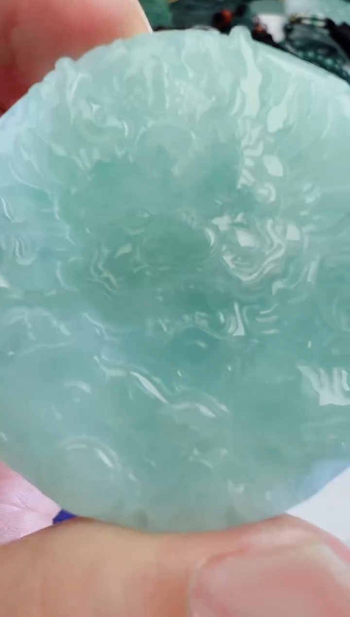 翡翠未镶嵌颈饰1111111111