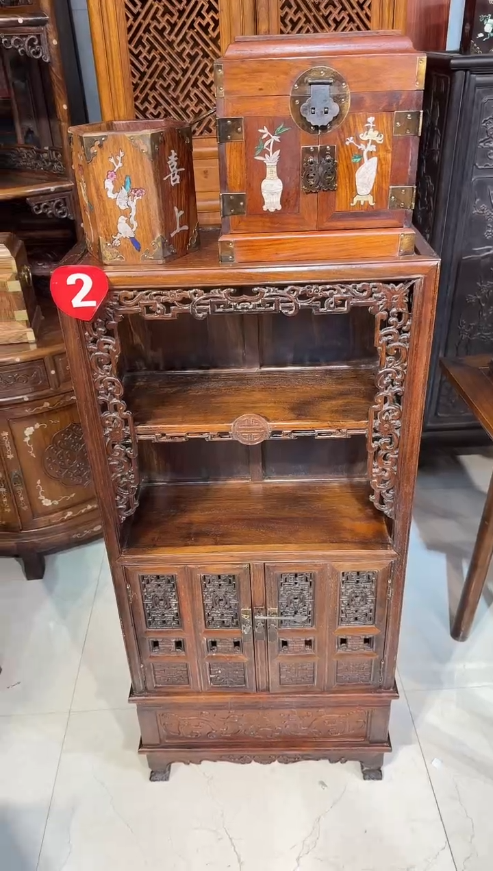 【闪购商品】木木艺黄花梨雕刻高柜子3980.8888