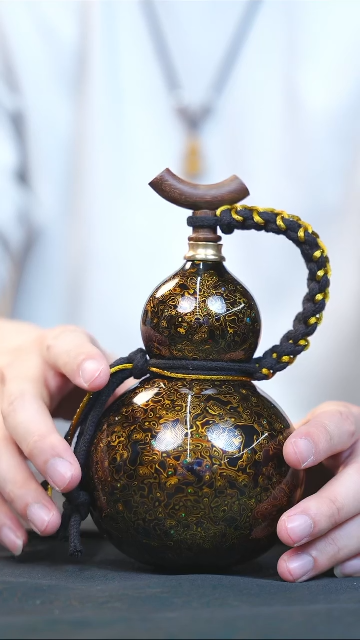 【闪购商品】RT163漆艺酒葫芦不包手串及旋转底座