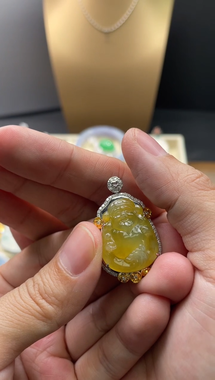 【闪购商品】翡翠颈饰18K金镶嵌26.........