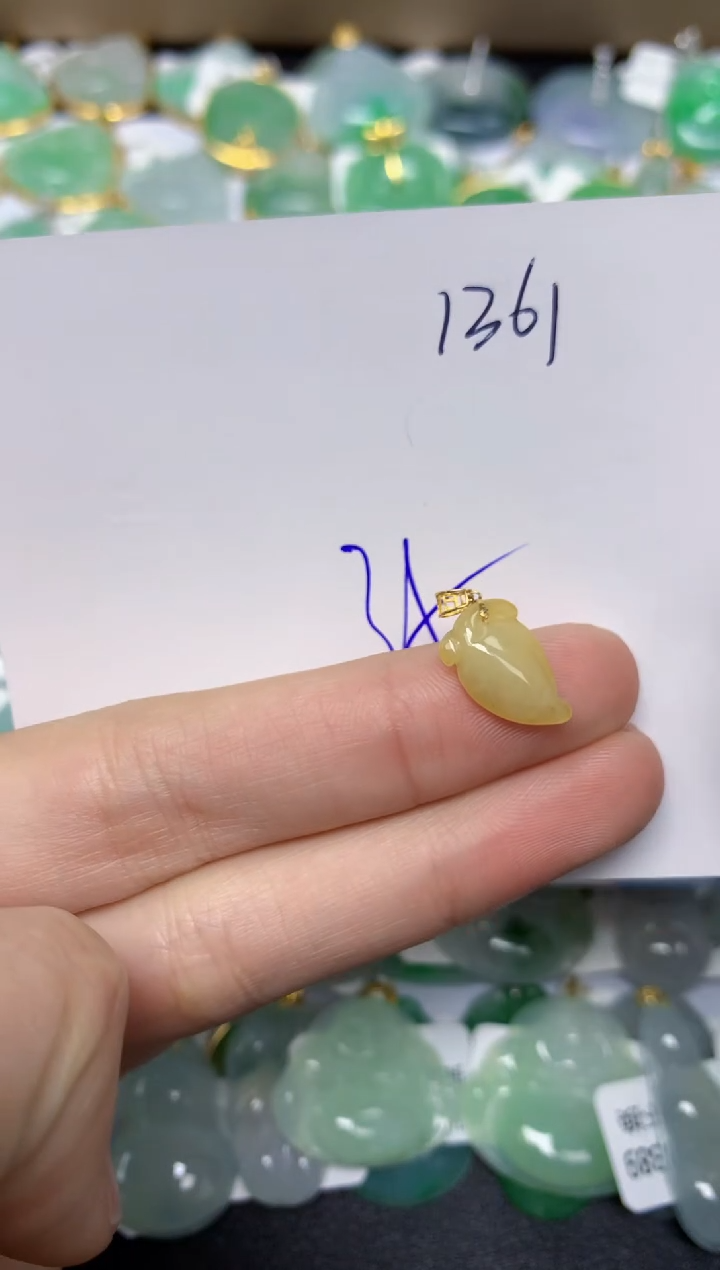 【闪购商品】翡翠颈饰18K金镶嵌 天然翡翠A货
