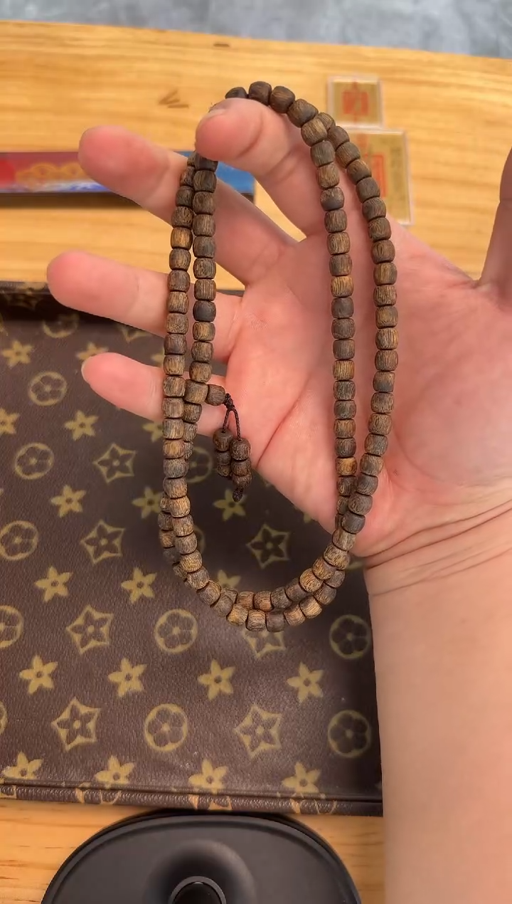 【闪购商品】沉香吊坠0.7沉水鼓珠手串多圈27克+