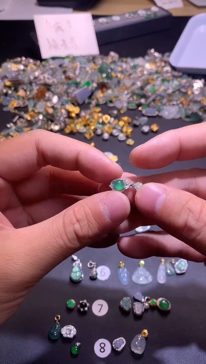 【闪购商品】翡翠吊坠(不含链)银S925镶嵌1