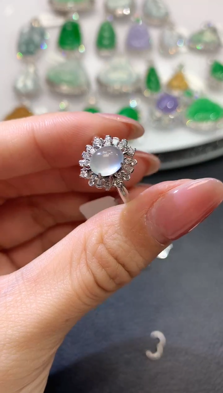 【闪购商品】翡翠戒指18K金镶嵌C36一件