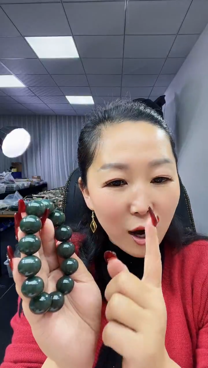 未镶嵌手链和田玉天然和田玉新疆沙枣青枣青蓝18