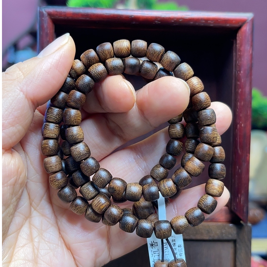 【闪购】沉香+木盒 越南芽庄黄奇楠鼓珠L击野料长串6MM-050