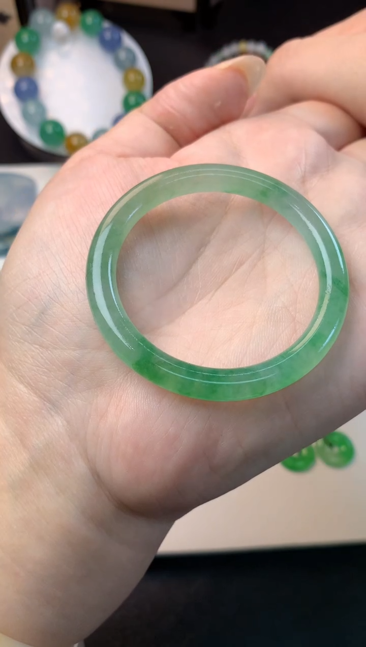 定制翡翠未镶嵌毛货