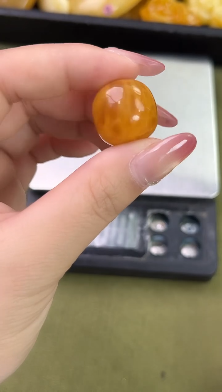 裸石琥珀未镶嵌天然琥珀蜜蜡吊坠