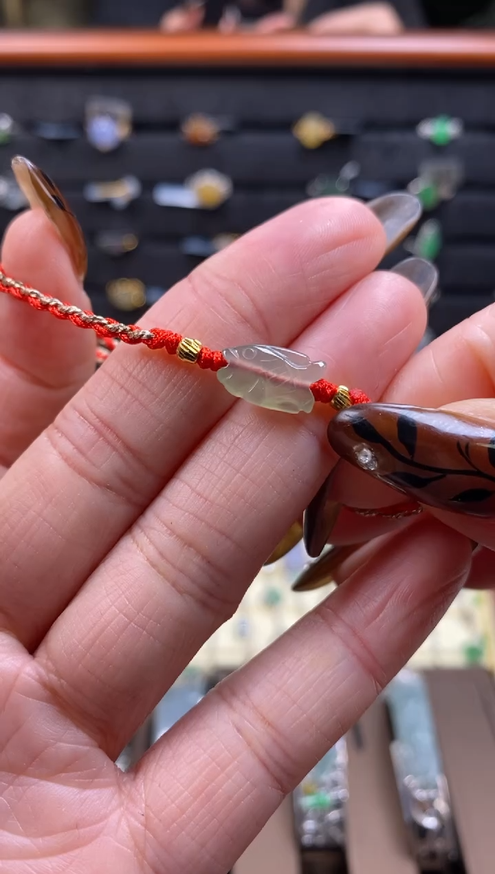 颈饰未镶嵌翡翠12557