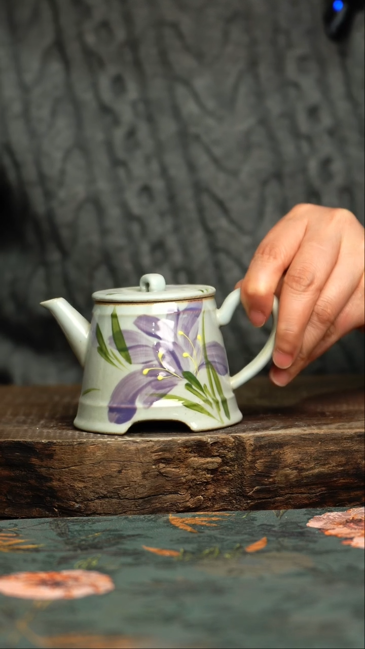 【闪购商品】杯釉下彩手工手绘同款陶器