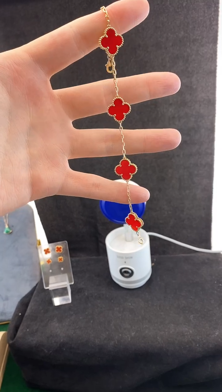 【闪购商品】玛瑙/玉髓手链18K金镶嵌.