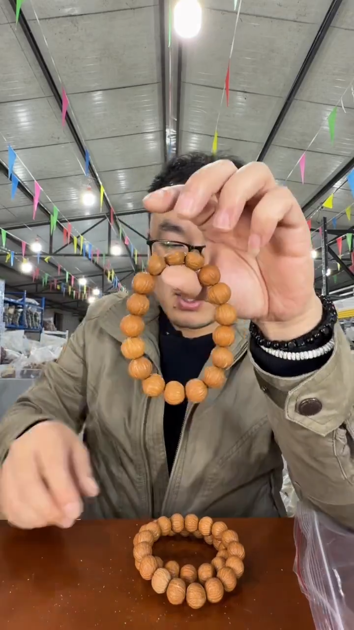 手串猴头核桃M11 实物为准