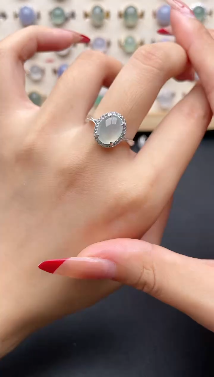 【闪购商品】翡翠戒指银S925镶嵌一物一证一礼盒