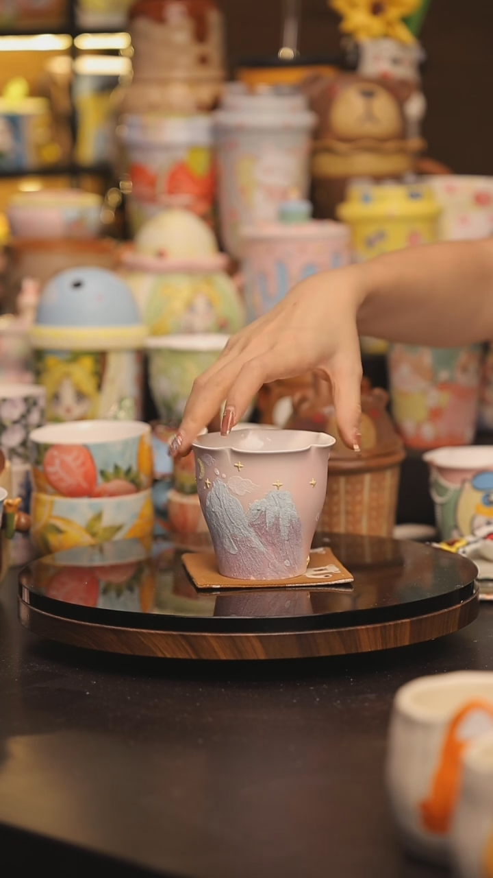 景德镇釉下彩绘设计师款式陶瓷