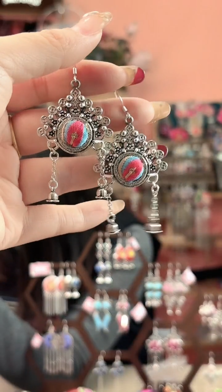 艺枝独绣手工饰品183*