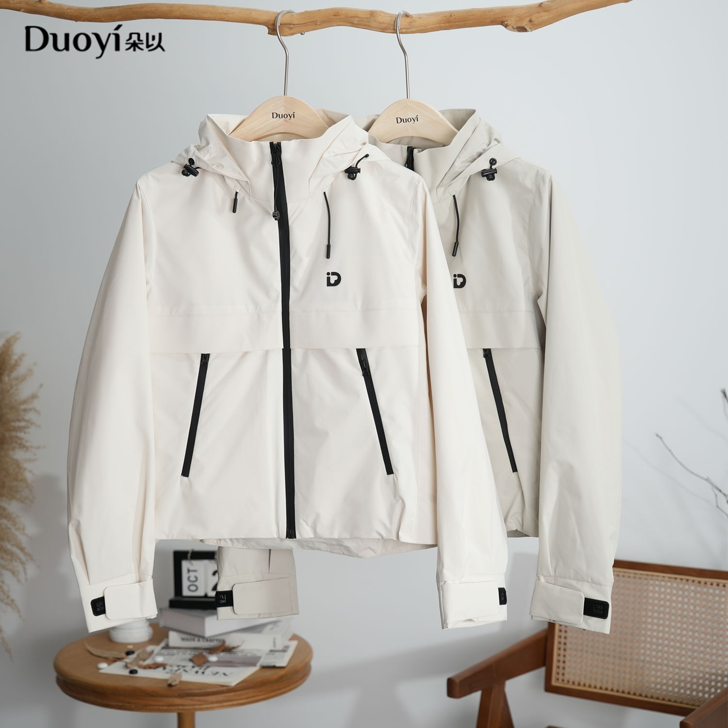 朵以2026春季新款连帽外套女小个子夹克冲锋衣40DC447027