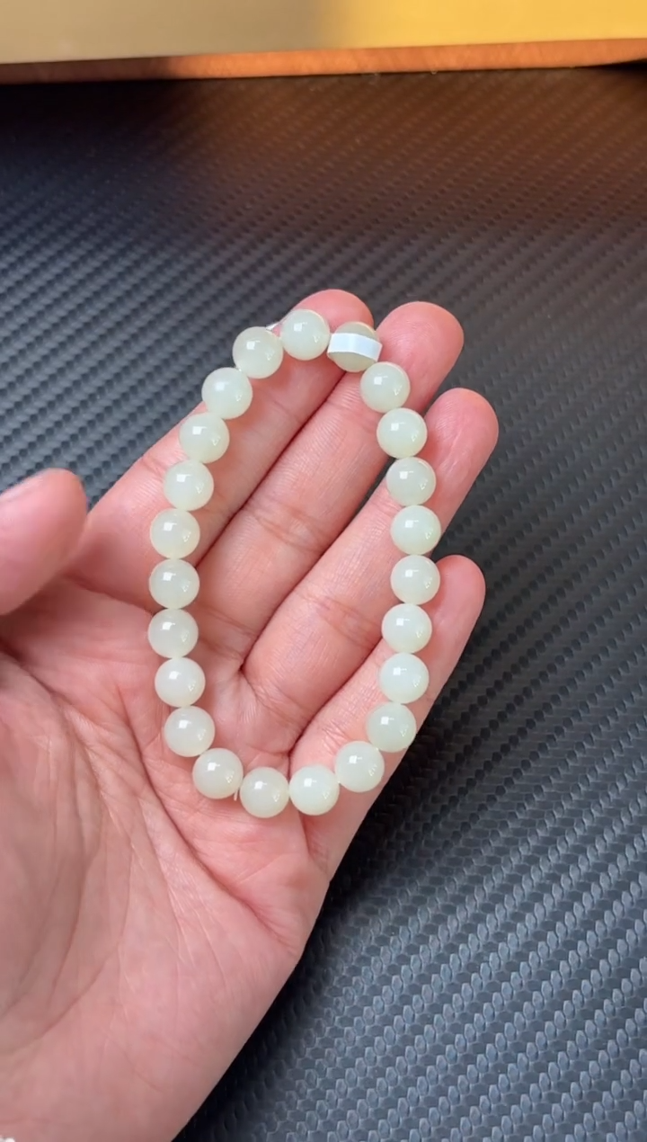 未镶嵌手串和田玉且末迪克兰一细微色差卡8M