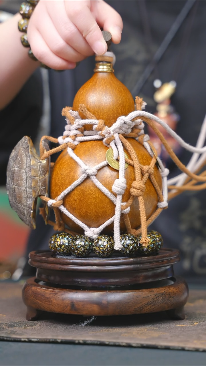 【闪购商品】YG174大漆酒葫芦不包手串及旋转底座