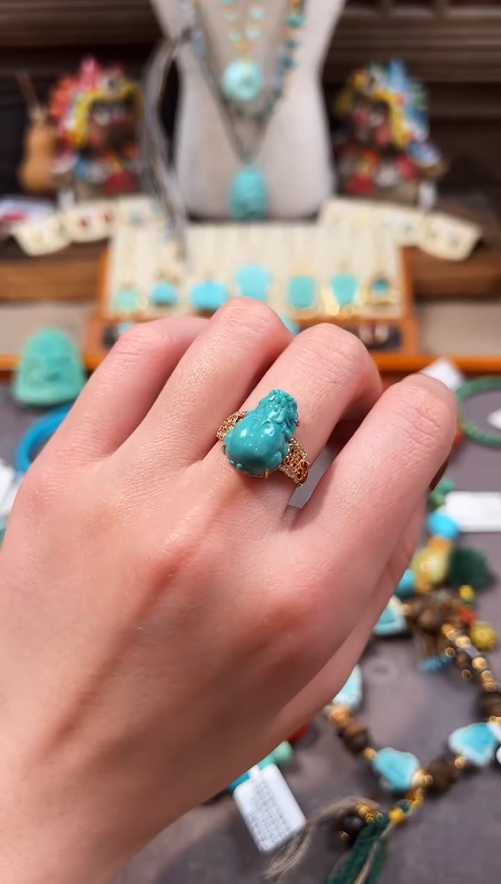 18K金镶嵌绿松石戒指绿松石戒指