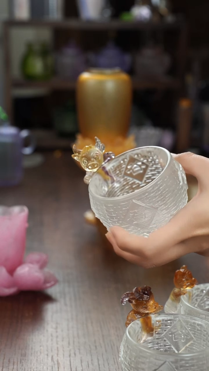 闪购闪购小牛生肖杯