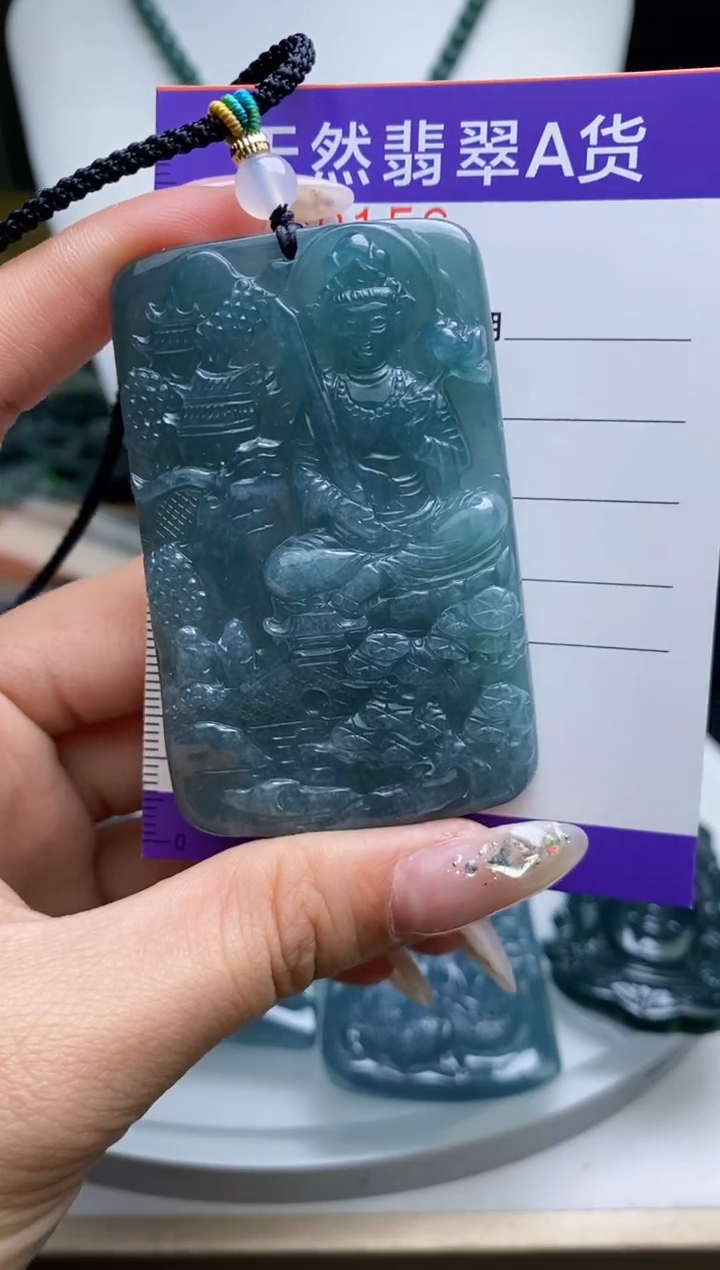 【闪购商品】翡翠颈饰未镶嵌          1