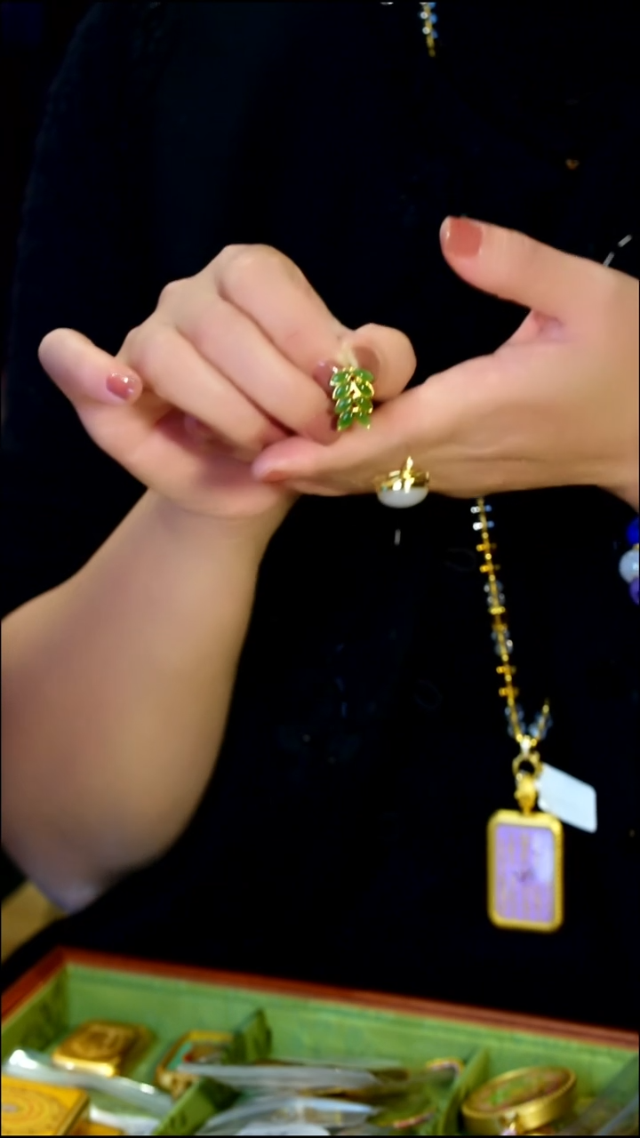 非金属无非金属无大叶有成饰品80010