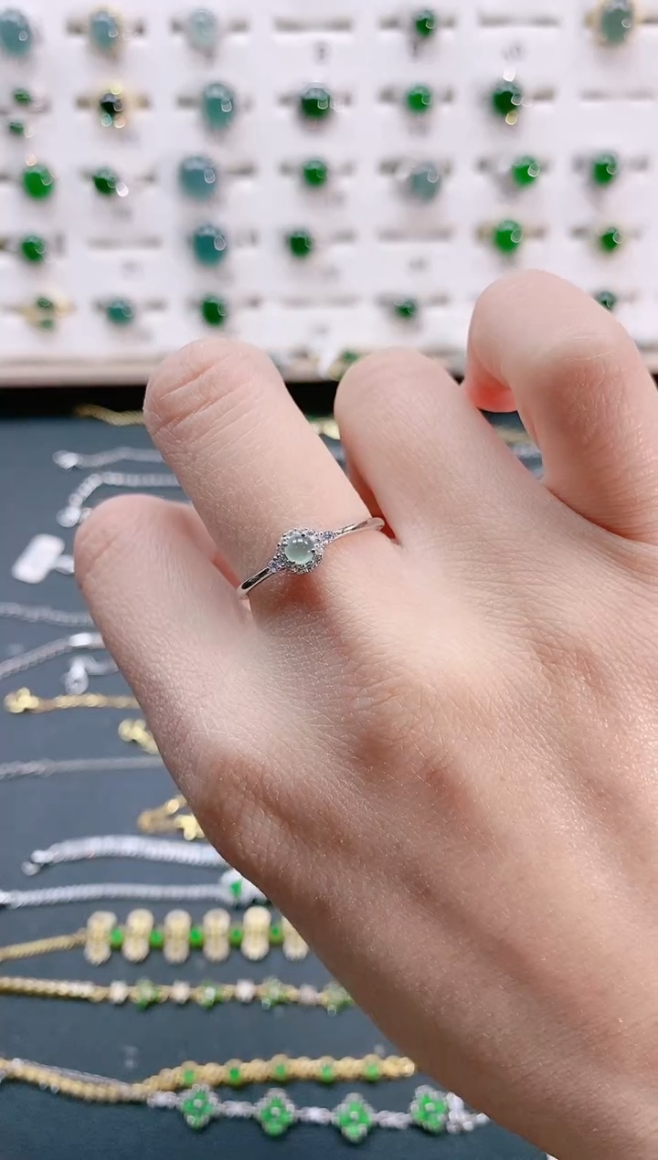 【闪购商品】翡翠戒指银S925镶嵌天然翡翠