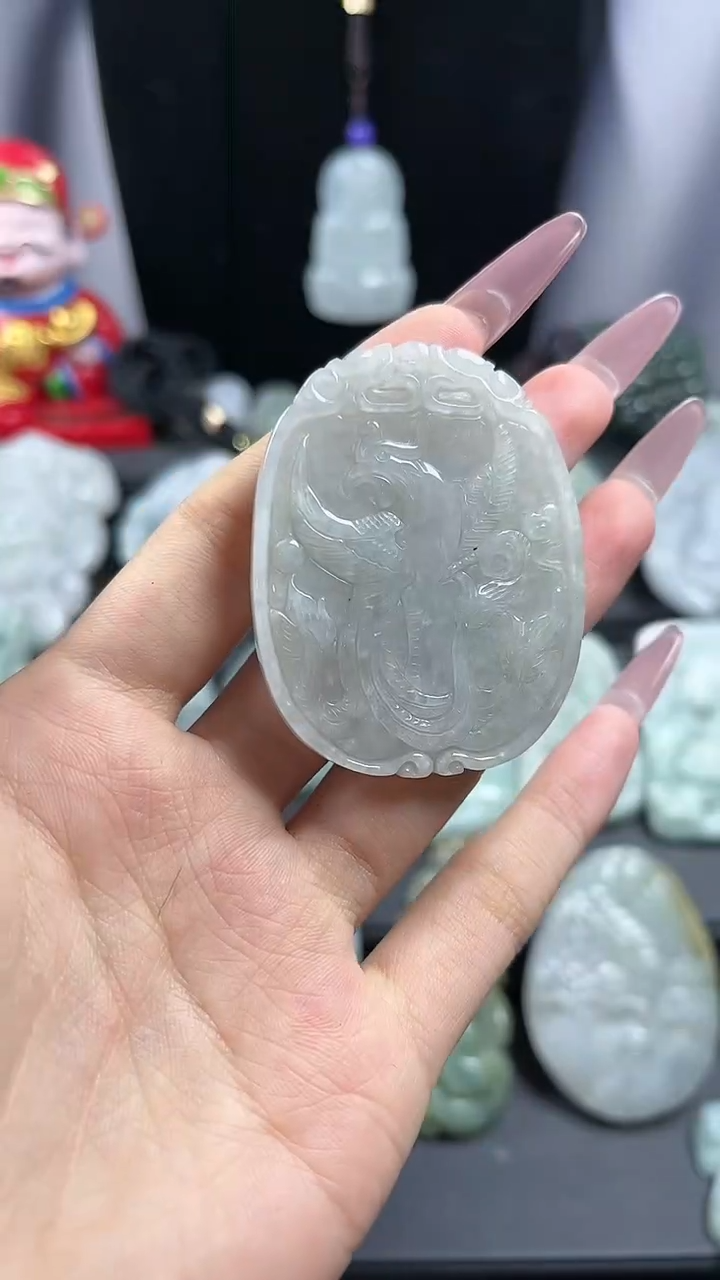 【闪购商品】翡翠颈饰未镶嵌喜鹊喜上眉梢