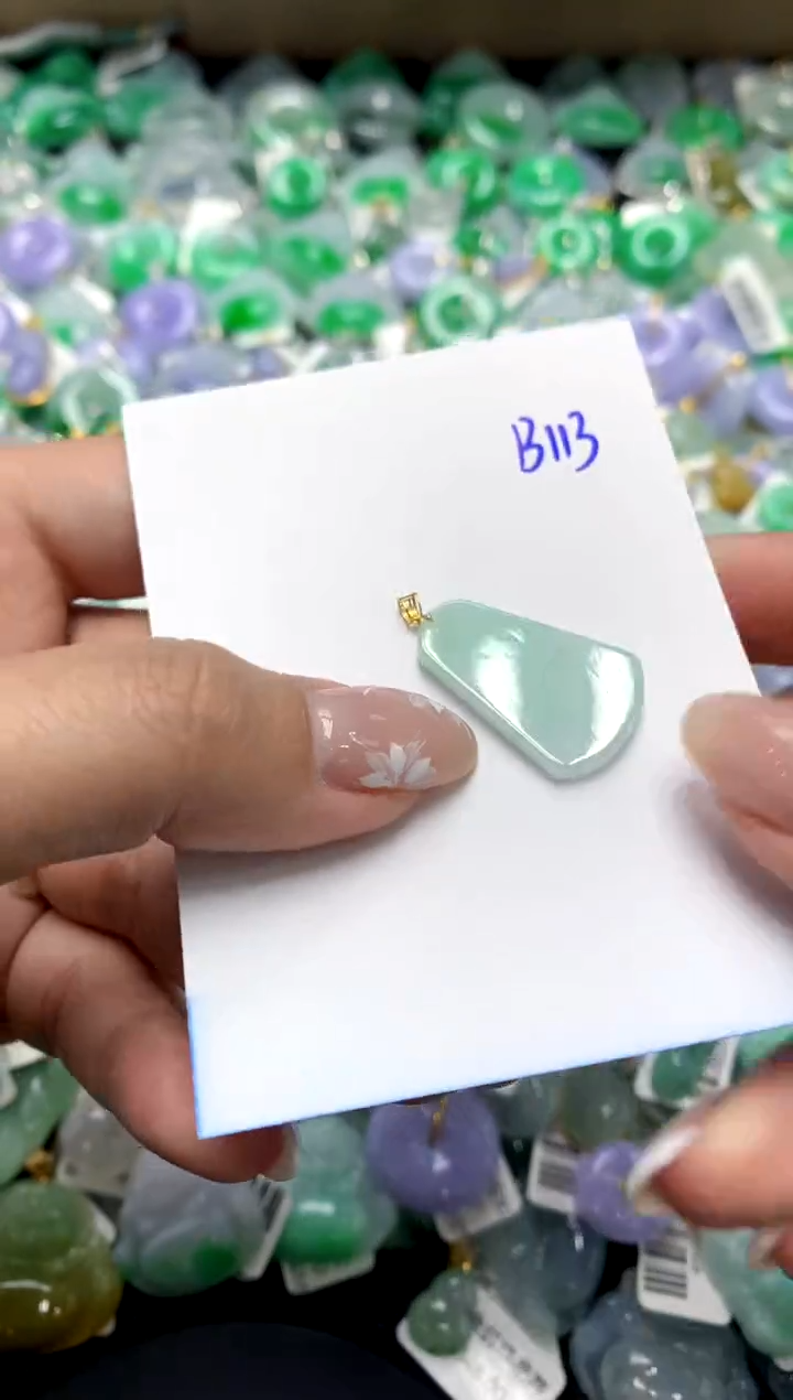 【闪购商品】翡翠颈饰18K金镶嵌1111111111111111111