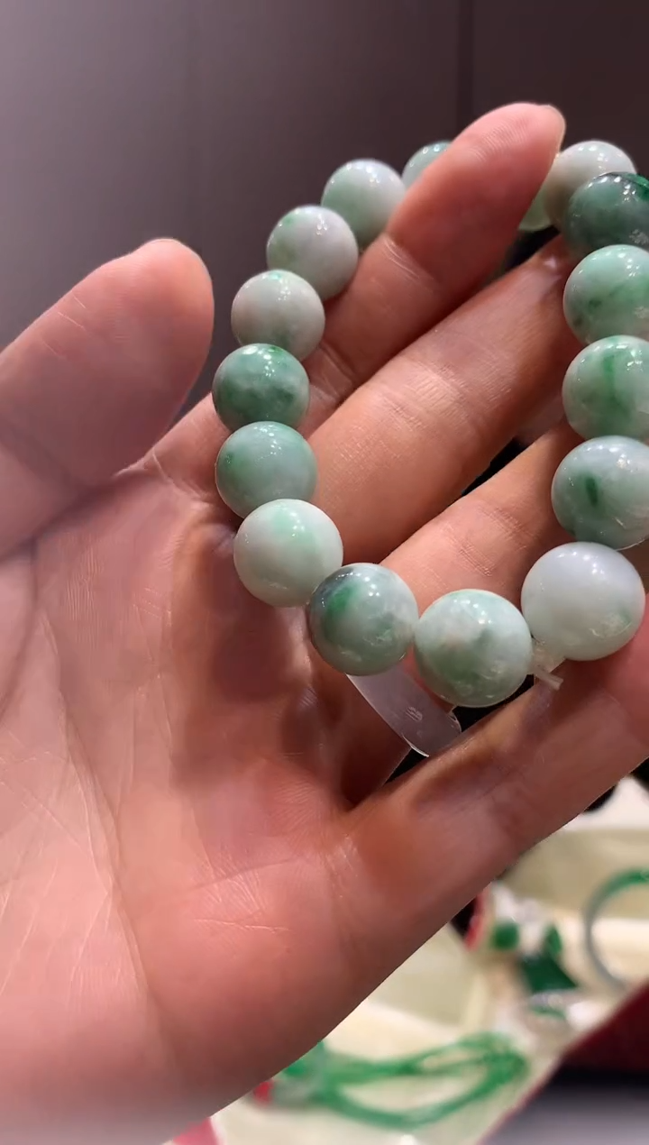 【闪购商品】翡翠手串未镶嵌手串