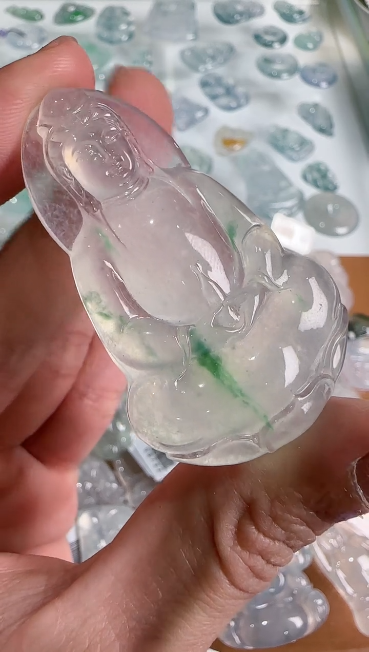 【闪购商品】翡翠吊坠(不含链)未镶嵌··