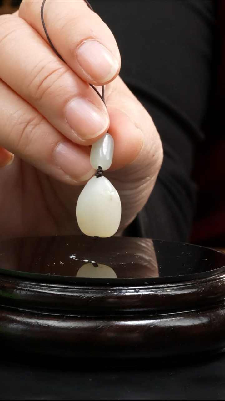 【闪购商品】和田玉吊坠(不含链)未镶嵌4.8克和田玉原石