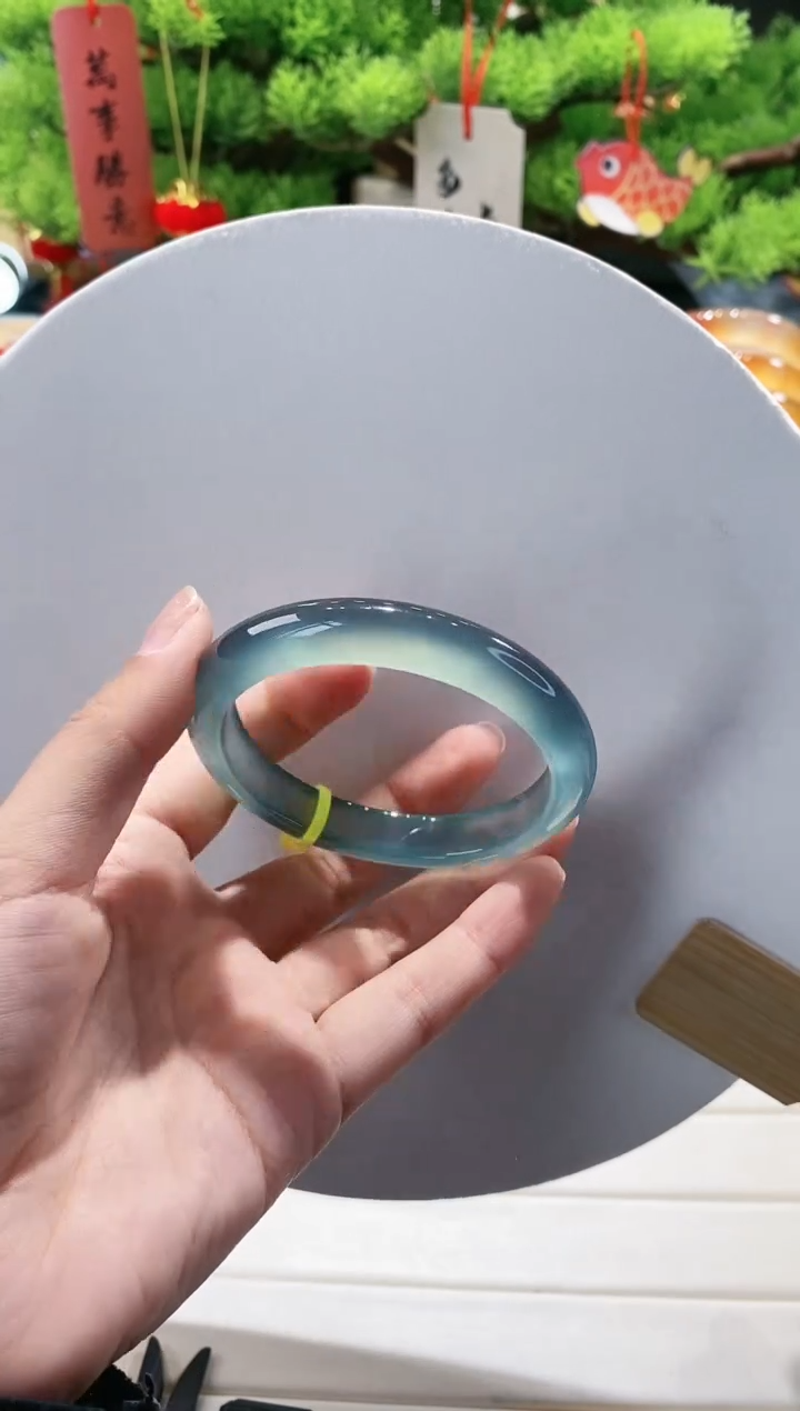 【闪购商品】玛瑙/玉髓手镯未镶嵌61-57