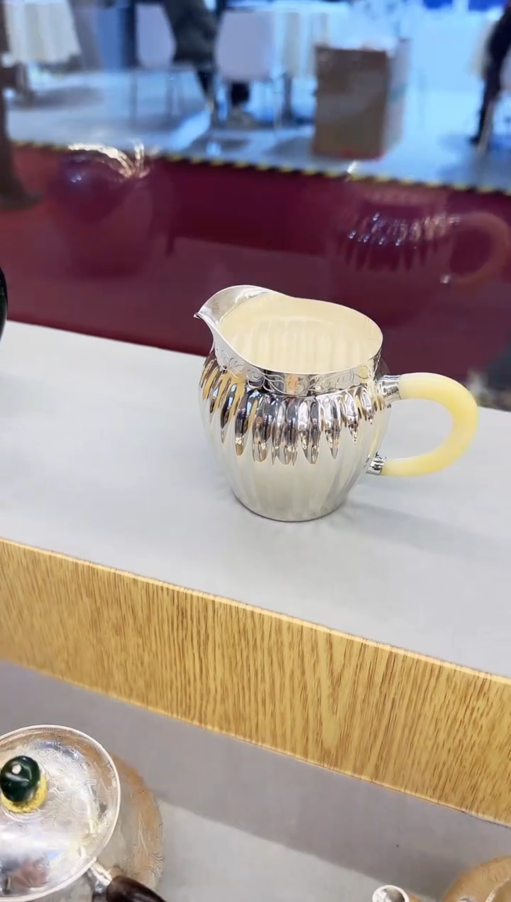 公道杯一个公道杯一个