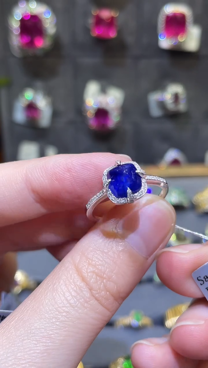 【闪购商品】蓝宝石戒指18K金镶嵌2.18ct