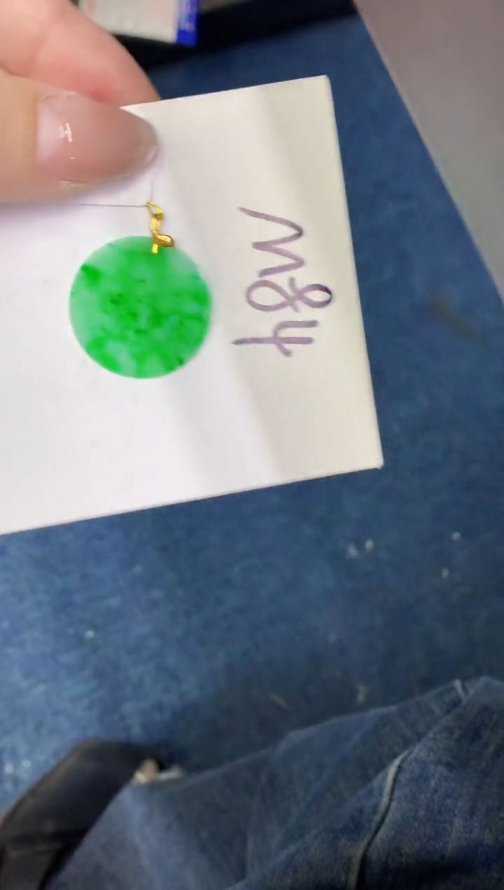 翡翠18K金镶嵌颈饰000000000000