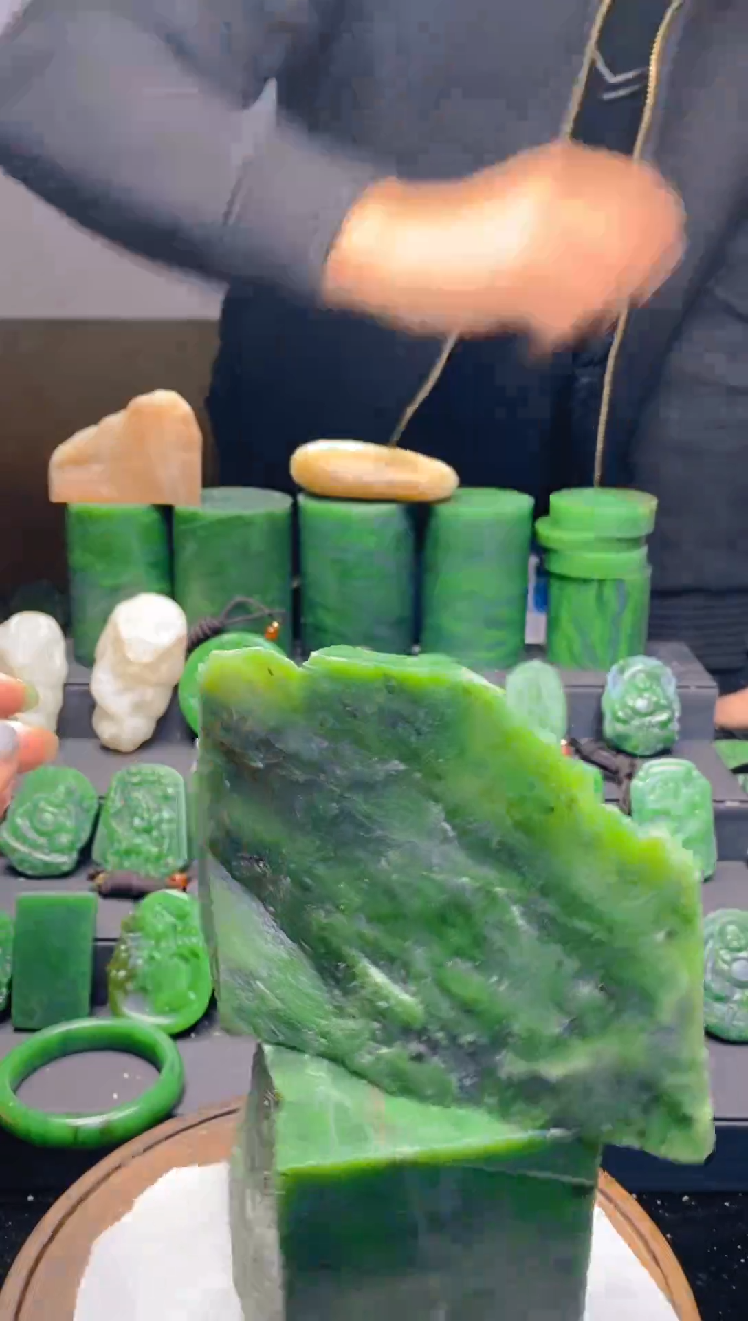 未镶嵌和田玉珠宝半成品1