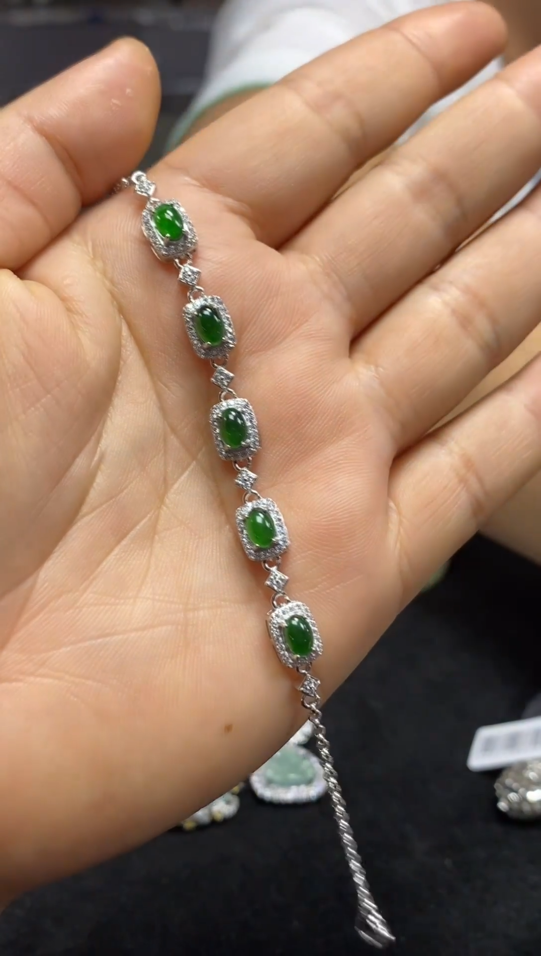 【闪购商品】翡翠手链未镶嵌天然翡翠A货12