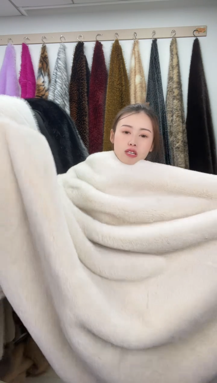 狐狸毛C73尺寸1.7*1