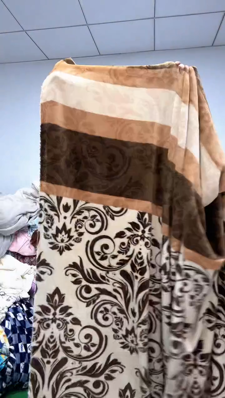 法兰绒2x2.4左右已主播介绍为准