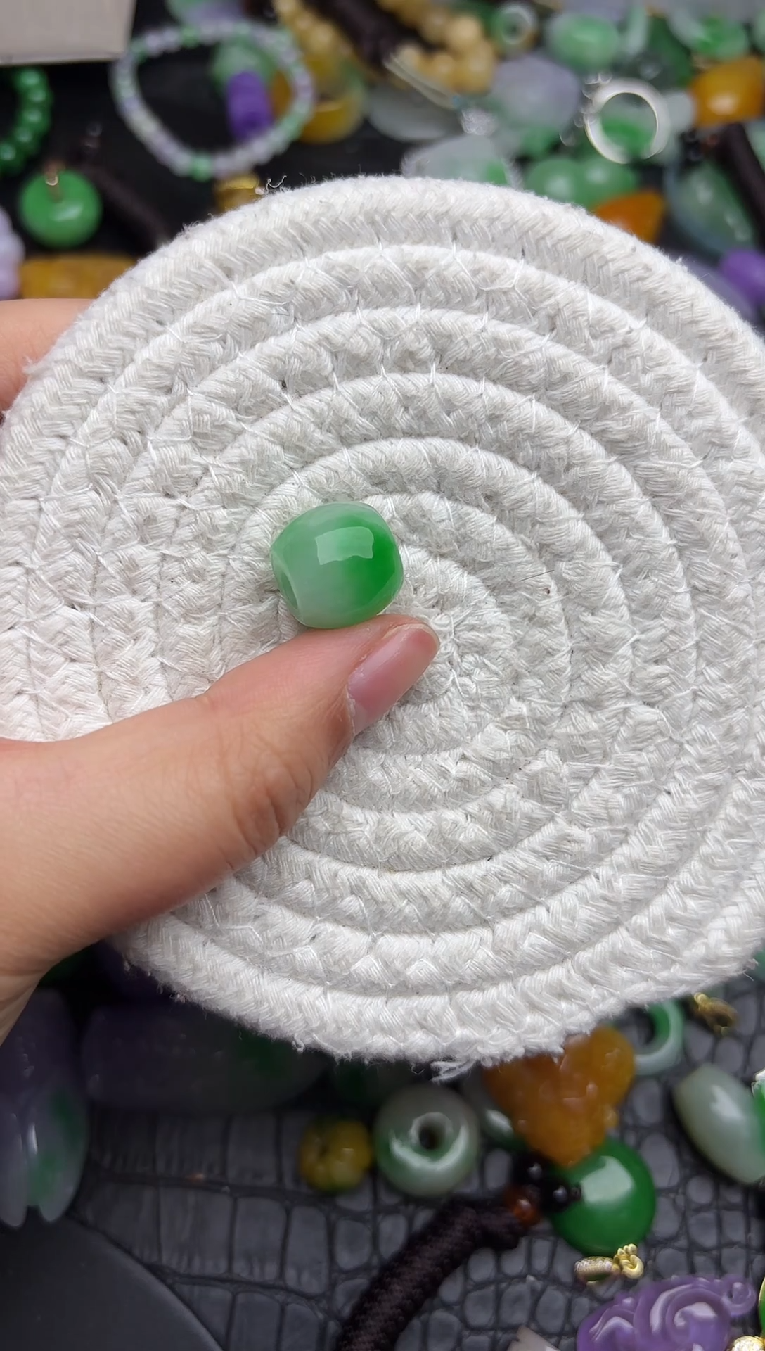 颈饰未镶嵌翡翠缅甸翡翠吊坠