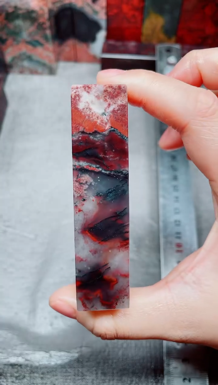 桂林鸡血玉素章2.0左右12