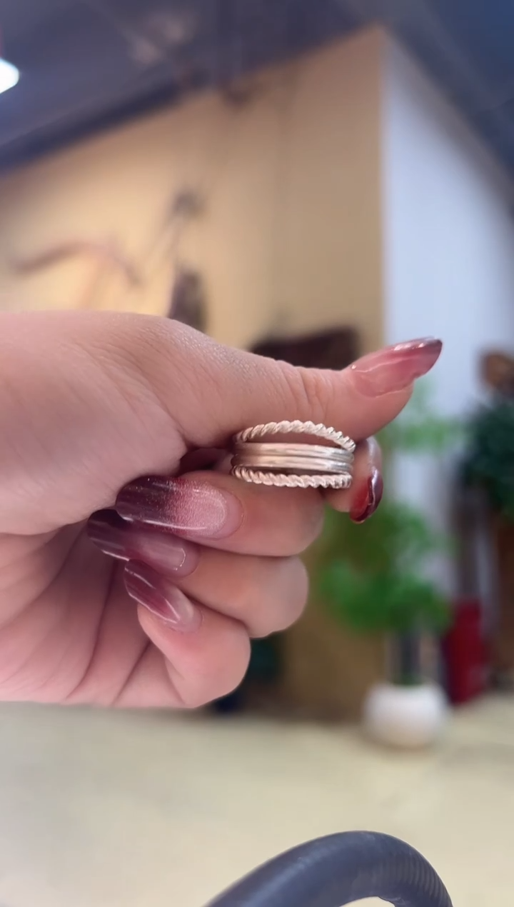 无925银元**女戒指