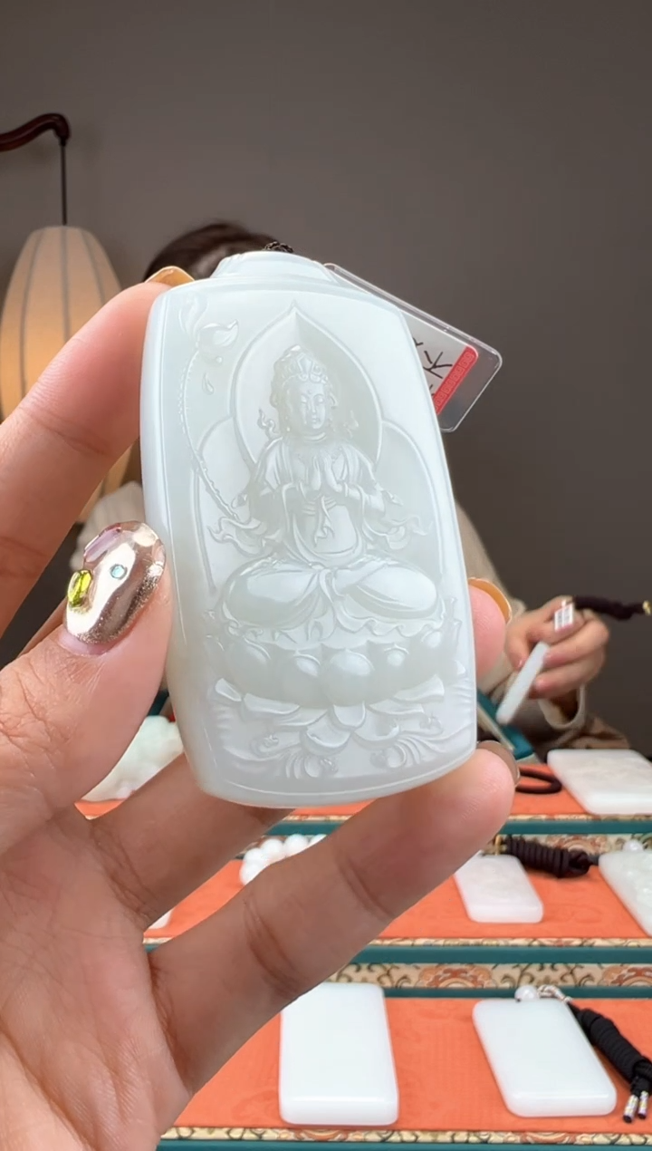 【闪购商品】和田玉颈饰未镶嵌1