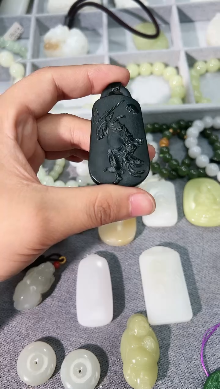 【闪购商品】和田玉吊坠未镶嵌吊坠