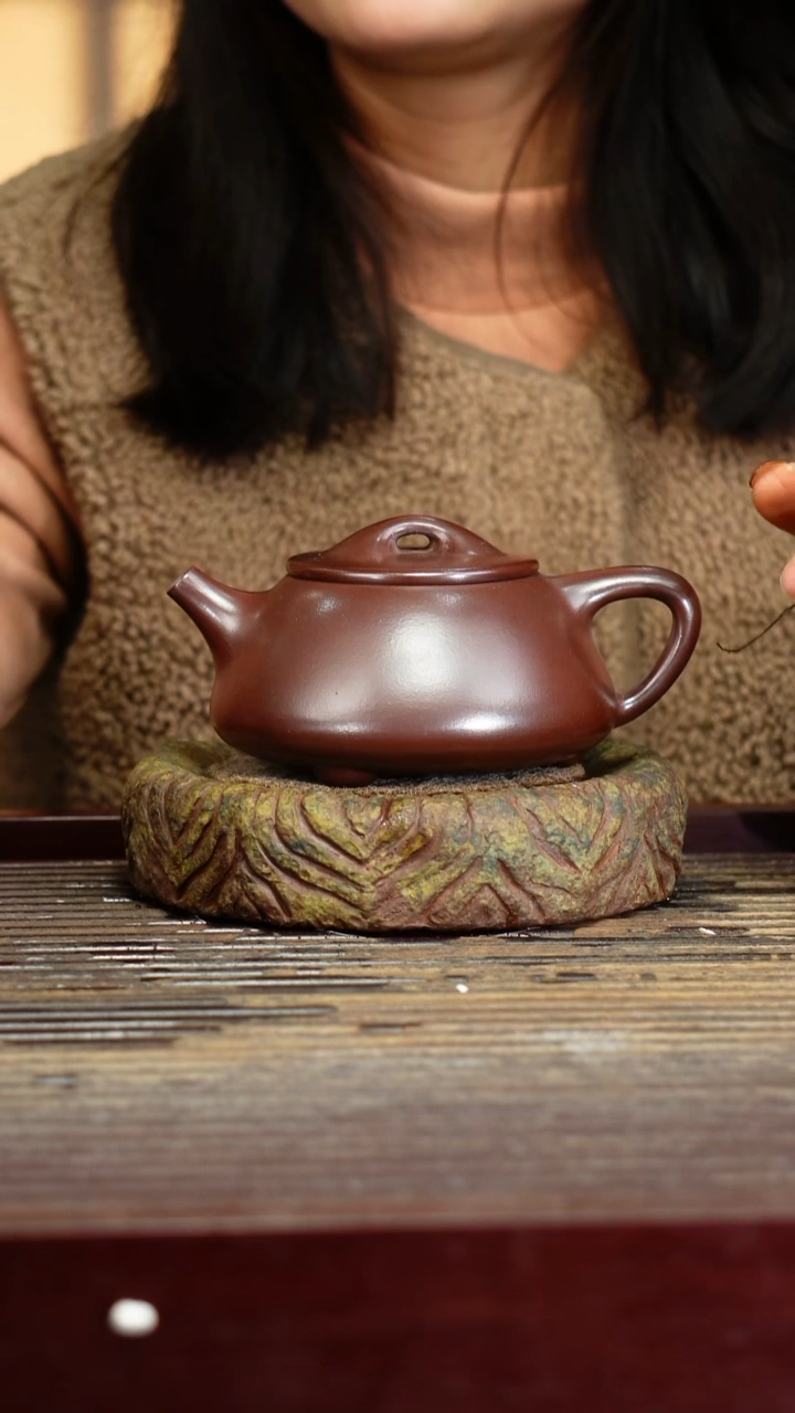 宜兴原矿紫砂壶茶壶宜兴原矿紫砂壶茶壶260C